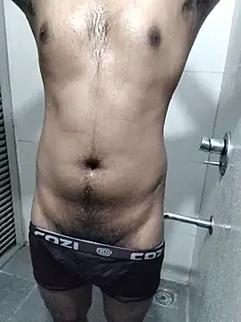 hottboy 39 online show from 05/27/26, 07:55