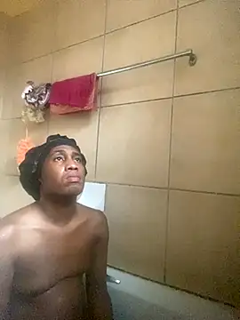 Moorella1 online show from 11/28/25, 04:48