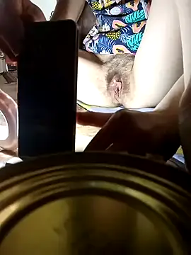 Snapshot of Holly_Bette chatting on 01/10/25, 08:40 Holly Bette online show from 01/10/25, 08:40