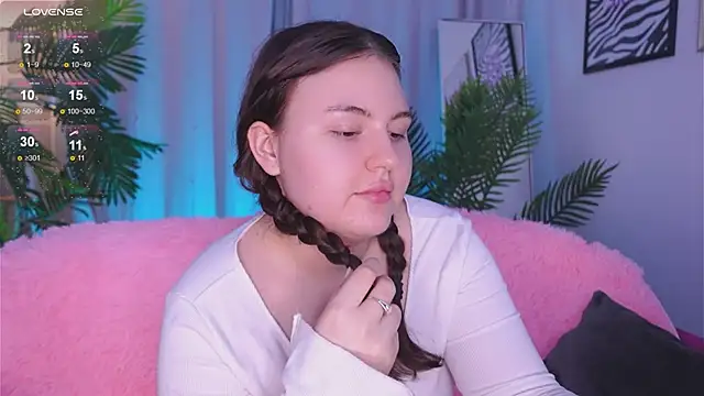 Mia  Peach online show from 03/14/25, 12:10