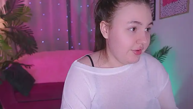 Mia  Peach online show from 03/20/25, 07:14