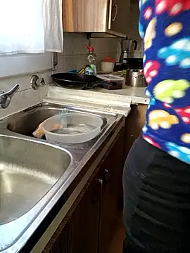 Snapshot of lamorbosa37 chatting on 01/06/26, 02:21 lamorbosa37 online show from 01/06/26, 02:21