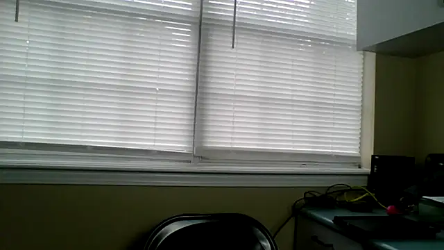 Snapshot of Badgirlbrittt chatting on 12/02/25, 08:59 Badgirlbrittt online show from 12/02/25, 08:59