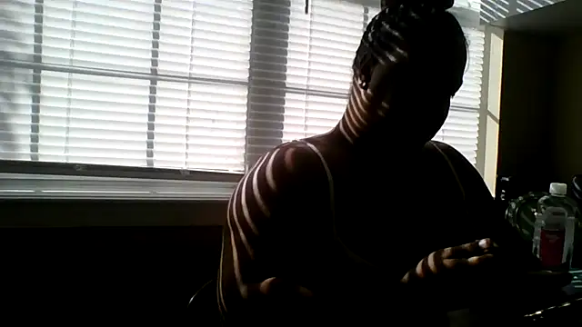 Snapshot of Badgirlbrittt chatting on 12/03/25, 05:55 Badgirlbrittt online show from 12/03/25, 05:55