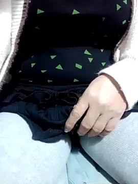 Tuo8702 online show from 03/08/25, 06:58