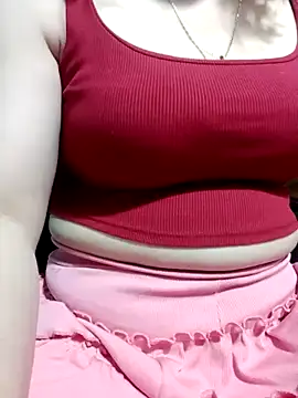 Tuo8702 online show from 03/14/25, 05:24