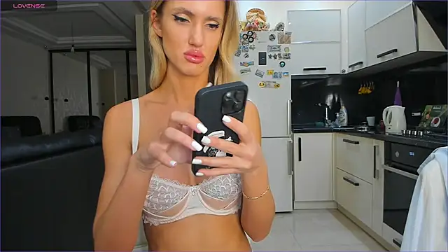 Snapshot of ANNA_D_ANGEL chatting on 12/23/24, 06:05 ANNA D ANGEL online show from 12/23/24, 06:05
