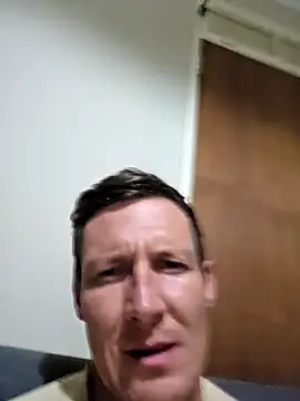 Snapshot of TheSouthernKing chatting on 09/13/25, 10:09 TheSouthernKing online show from 09/13/25, 10:09