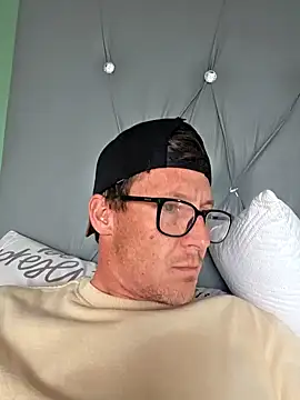 Snapshot of TheSouthernKing chatting on 10/07/25, 07:05 TheSouthernKing online show from 10/07/25, 07:05