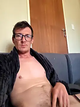 Snapshot of TheSouthernKing chatting on 10/12/25, 10:36 TheSouthernKing online show from 10/12/25, 10:36