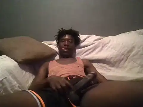 Snapshot of SmallGoodNutts chatting on 02/03/25, 04:35 SmallGoodNutts online show from 02/03/25, 04:35