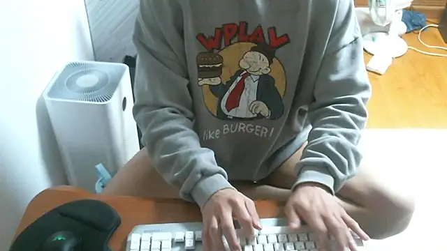 Snapshot of Stellan_0412 chatting on 02/03/26, 06:22 Stellan 0412 online show from 02/03/26, 06:22