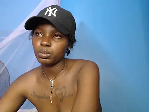 TrishaKalid online show from 10/24/25, 09:11