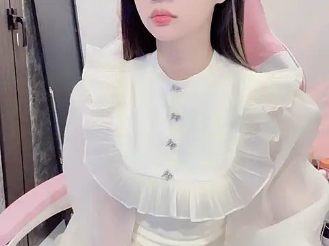 Snapshot of Virgo_686 chatting on 12/02/24, 10:28 Virgo 686 online show from 12/02/24, 10:28