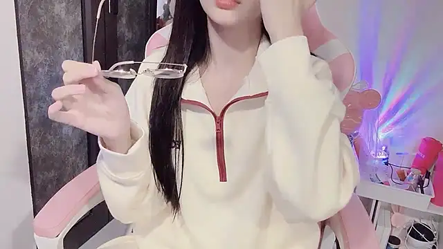 Snapshot of Virgo_686 chatting on 12/10/24, 03:12 Virgo 686 online show from 12/10/24, 03:12