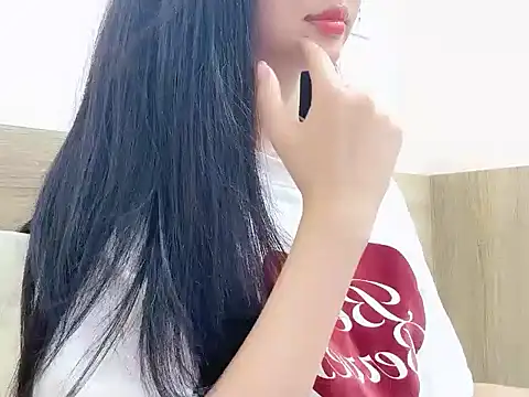 Snapshot of Virgo_686 chatting on 10/15/25, 05:35 Virgo 686 online show from 10/15/25, 05:35