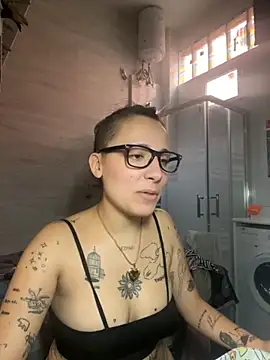 Hawitxui online show from 10/01/25, 10:10