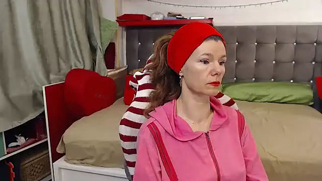 Snapshot of kellyterapy chatting on 12/01/25, 11:10 kellyterapy online show from 12/01/25, 11:10