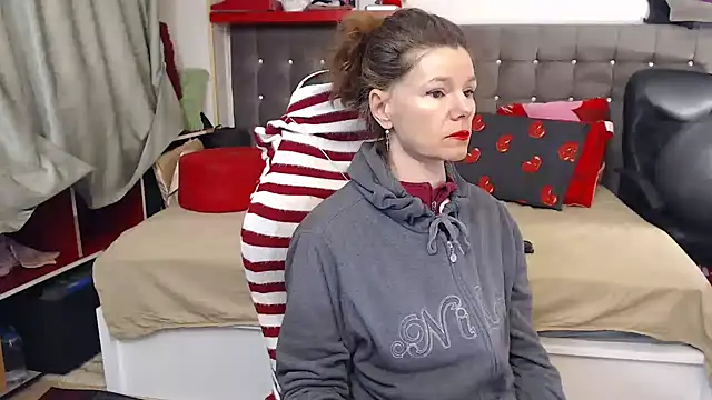 Snapshot of kellyterapy chatting on 01/11/26, 05:23 kellyterapy online show from 01/11/26, 05:23