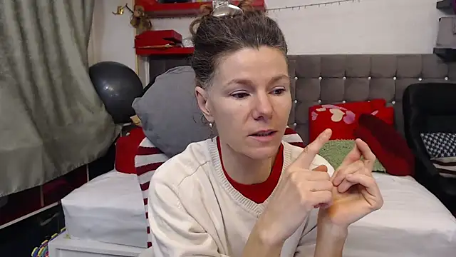 Snapshot of kellyterapy chatting on 02/17/26, 03:36 kellyterapy online show from 02/17/26, 03:36