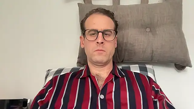 StarrMan99 online show from 12/24/24, 02:01