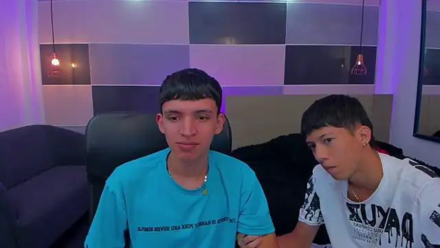 Snapshot of Juan_Nd_Steven chatting on 02/02/25, 12:46 Juan Nd Steven online show from 02/02/25, 12:46