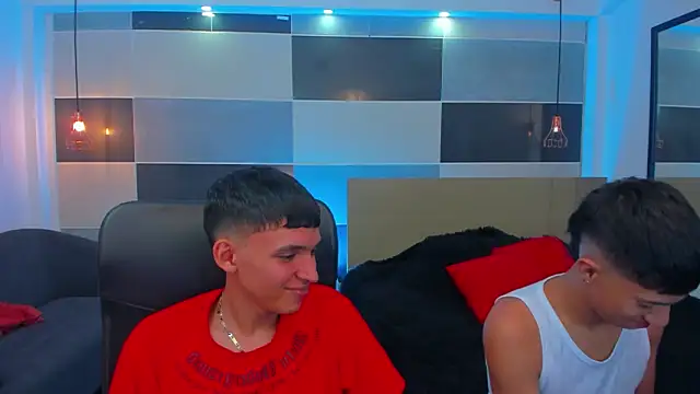 Snapshot of Juan_Nd_Steven chatting on 02/06/25, 04:21 Juan Nd Steven online show from 02/06/25, 04:21