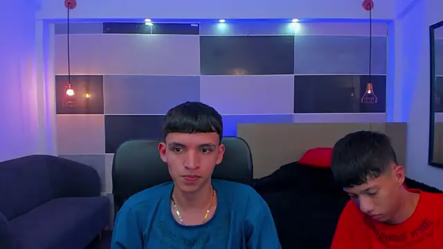 Snapshot of Juan_Nd_Steven chatting on 02/15/25, 11:39 Juan Nd Steven online show from 02/15/25, 11:39