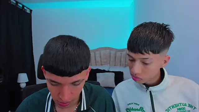 Snapshot of Juan_Nd_Steven chatting on 10/04/25, 04:10 Juan Nd Steven online show from 10/04/25, 04:10