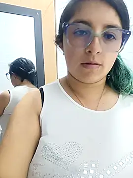 Snapshot of _Angelinaandrade_ chatting on 09/09/25, 01:27  Angelinaandrade  online show from 09/09/25, 01:27