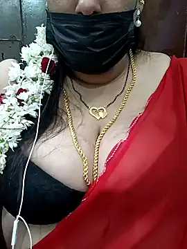 Snapshot of ashikaa_r chatting on 12/29/24, 01:49 ashikaa r online show from 12/29/24, 01:49