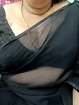 Snapshot of ashikaa_r chatting on 01/27/25, 03:39 ashikaa r online show from 01/27/25, 03:39