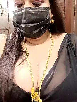 Snapshot of ashikaa_r chatting on 02/01/25, 01:09 ashikaa r online show from 02/01/25, 01:09