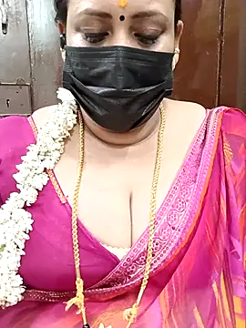 Snapshot of ashikaa_r chatting on 02/19/25, 05:27 ashikaa r online show from 02/19/25, 05:27