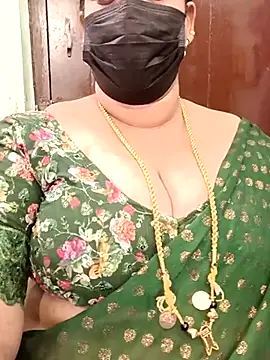 Snapshot of ashikaa_r chatting on 03/16/25, 09:16 ashikaa r online show from 03/16/25, 09:16