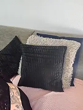 Nicky-Blue online show from 12/08/24, 01:14