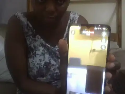 Snapshot of mummie_Nasty254 chatting on 03/04/25, 12:07 mummie Nasty254 online show from 03/04/25, 12:07