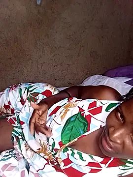 pretty prickle online show from 11/18/25, 02:54