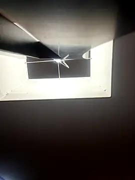 mcv131985 online show from 10/01/25, 03:23