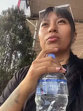 Snapshot of luisa16xxx chatting on 01/30/25, 09:25 luisa16xxx online show from 01/30/25, 09:25