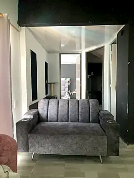 Snapshot of luisa16xxx chatting on 10/16/25, 07:48 luisa16xxx online show from 10/16/25, 07:48