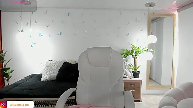  Antonnela  online show from 03/05/26, 02:02