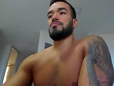 Alexander Martines online show from 10/25/25, 09:20