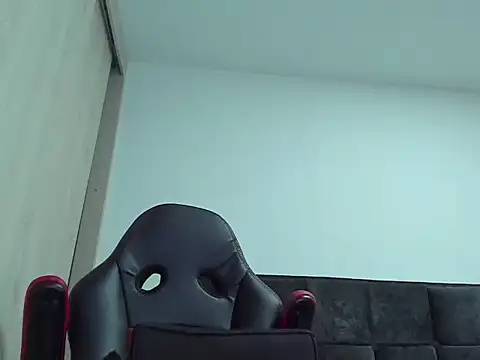 Alexander Martines online show from 05/27/26, 01:57