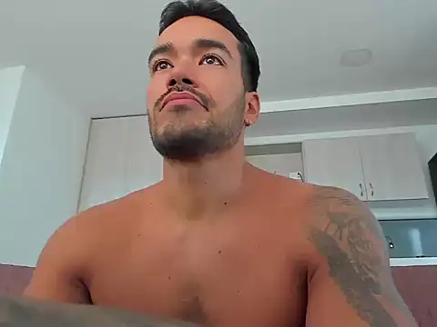 Snapshot of Alexander_Martines chatting on 07/10/26, 10:34 Alexander Martines online show from 07/10/26, 10:34