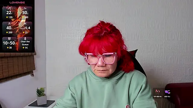 Snapshot of Salomeediaz_ chatting on 01/31/25, 09:05 Salomeediaz online show from 01/31/25, 09:05