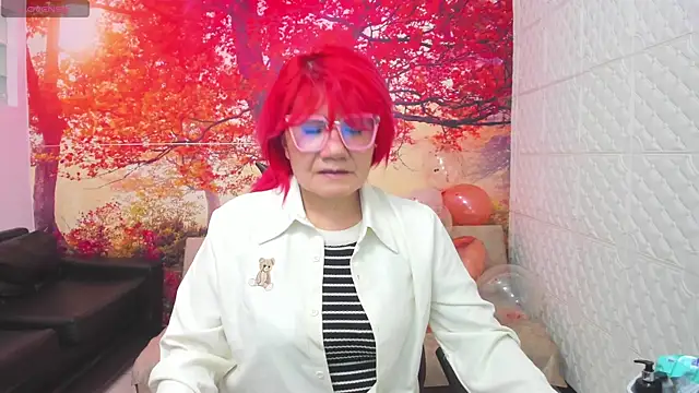 Snapshot of Salomeediaz_ chatting on 03/07/25, 08:11 Salomeediaz online show from 03/07/25, 08:11