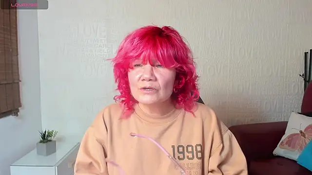 Snapshot of Salomeediaz_ chatting on 03/13/25, 02:49 Salomeediaz online show from 03/13/25, 02:49