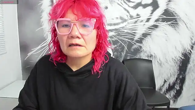 Snapshot of Salomeediaz_ chatting on 03/16/25, 01:06 Salomeediaz online show from 03/16/25, 01:06