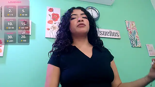 Snapshot of alisontitsmilk19 chatting on 11/21/25, 01:59 alisontitsmilk19 online show from 11/21/25, 01:59